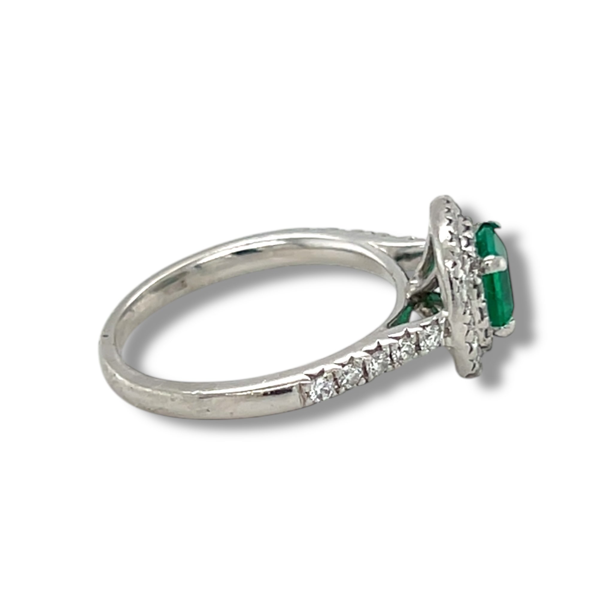 Colombian Emerald & Diamond Ring