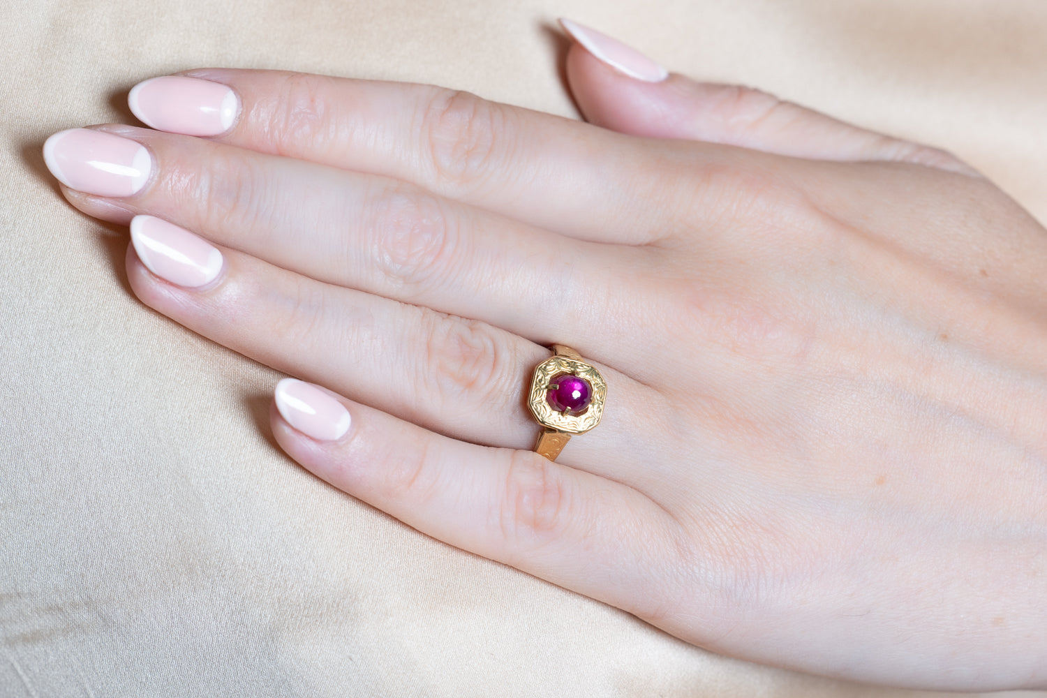 Antique Ruby & Gold Ring