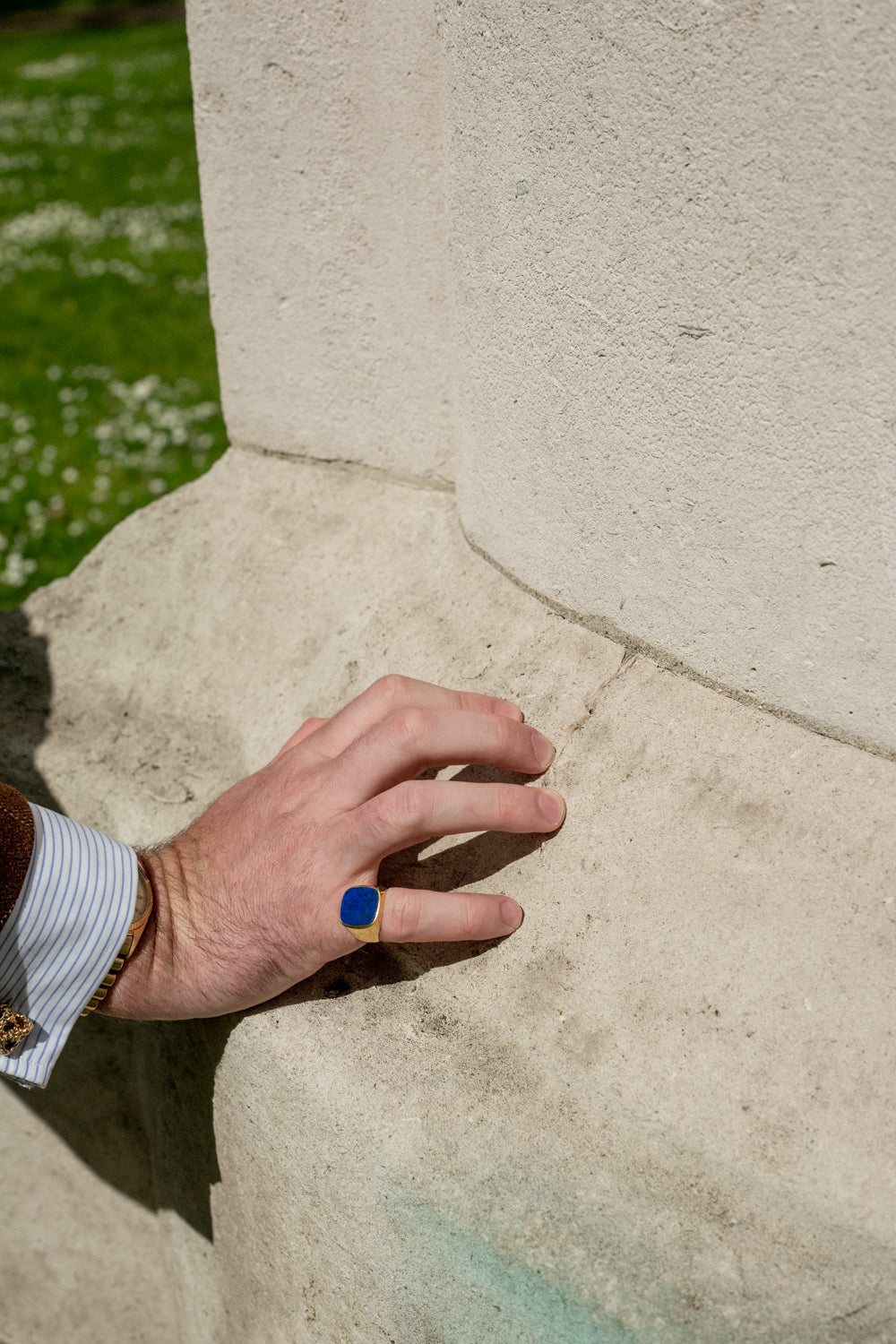 18ct Gold Lapis Lazuli Signet Ring - Wildsmith Jewellery