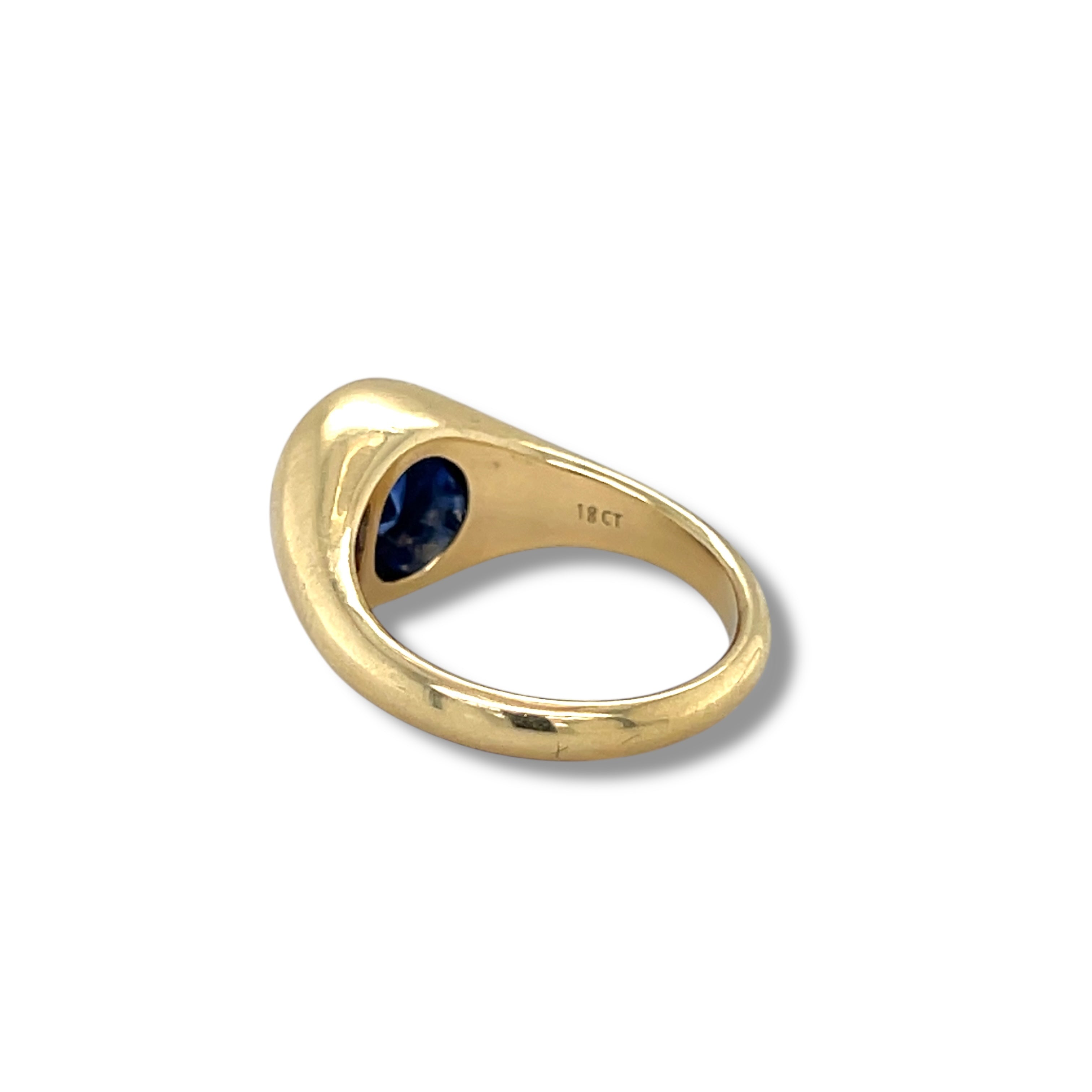 Royal Blue Ceylon Sapphire and 18ct Gold Ring