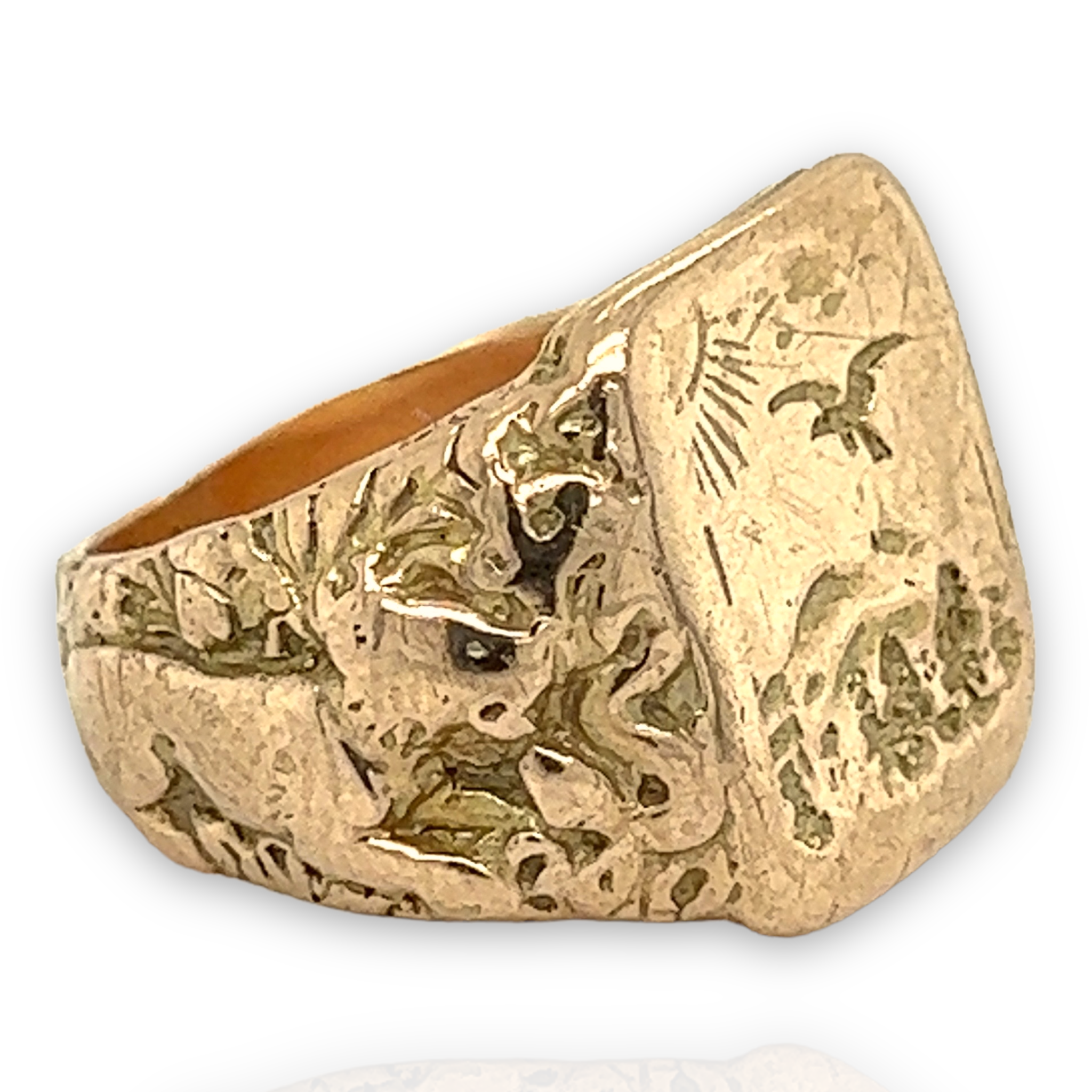 Gold Ring Depicting Jungle Scene - Wildsmith Jewellery Rings