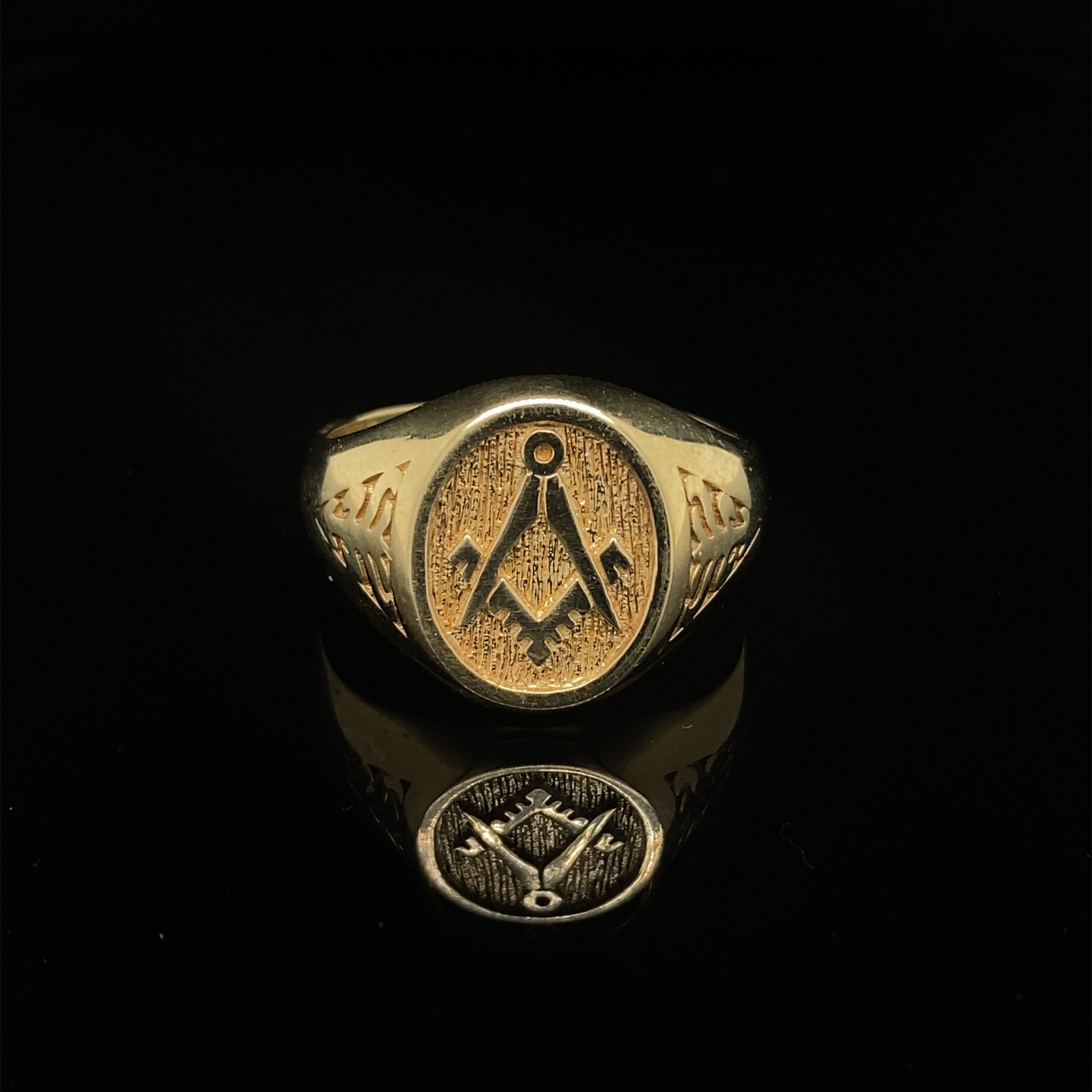 Masonic Signet Ring - Wildsmith Jewellery Rings