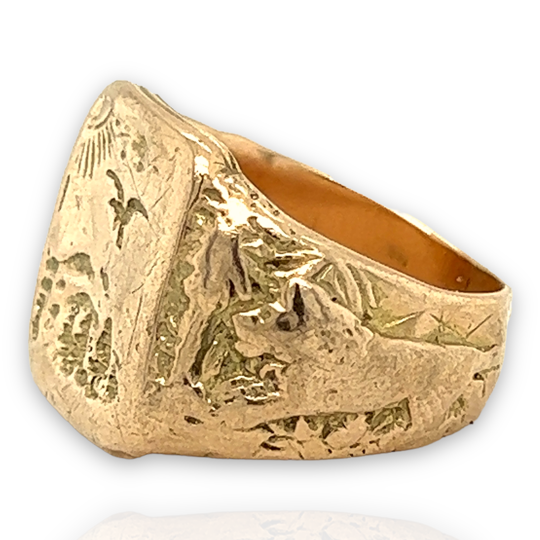 Gold Ring Depicting Jungle Scene - Wildsmith Jewellery Rings