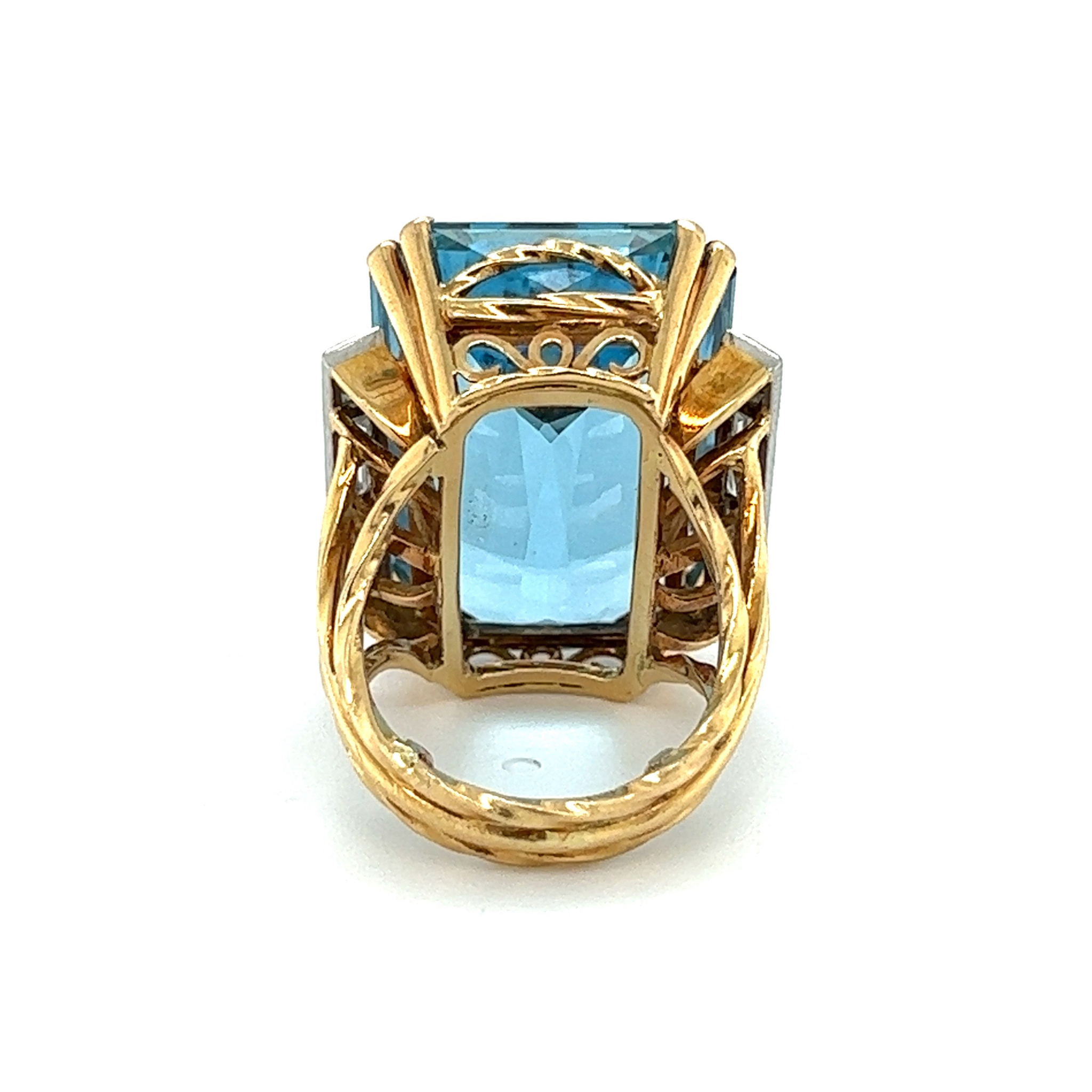 Aquamarine & Diamond Ring, 37 carats - Wildsmith Jewellery Rings